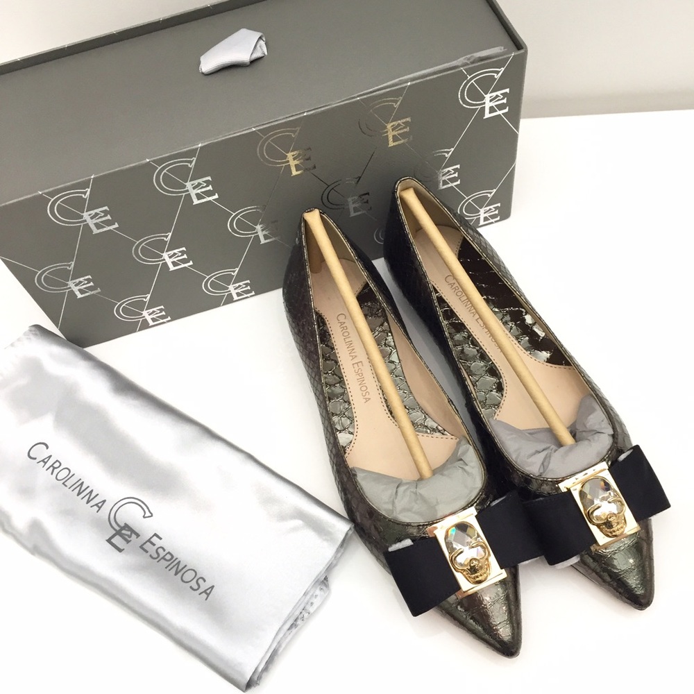 🆕 Skull & Bow Ornamented Pointy Flats